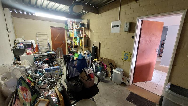 To Let 2 Bedroom Property for Rent in Vredenberg Western Cape